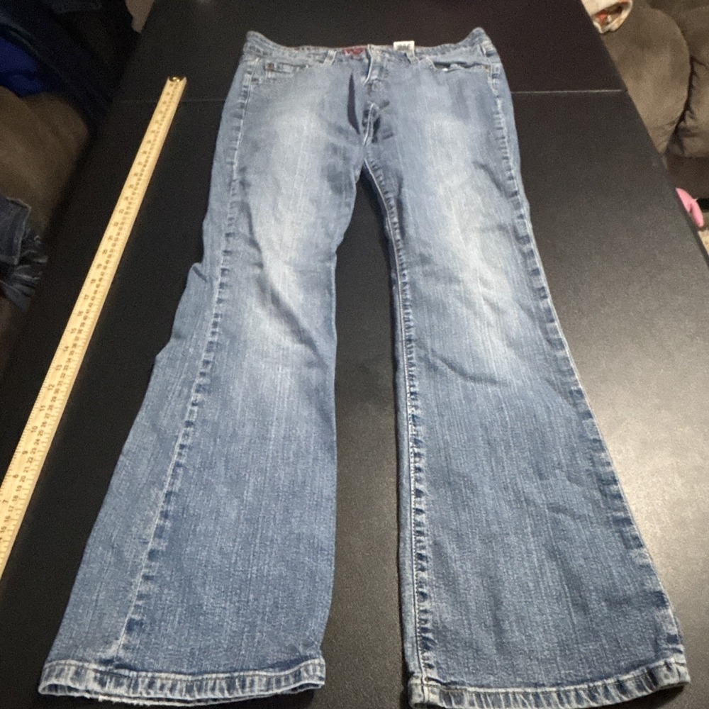 Vintage Levis 518 Jeans Women's Superlow Stretch Bootcut Jeans Y2K Flare Preppy